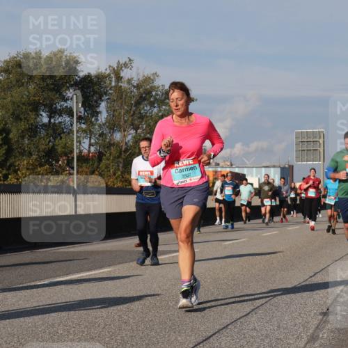 03.10.2025 - Köhlbrandbrückenlauf Luisa Fischer http://msf.ph/oto/9015325 03.10.2025 11:00:13 Position 3 3507 meine-sportfotos.de