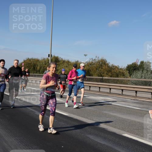 03.10.2025 - Köhlbrandbrückenlauf Julia Fischer http://msf.ph/oto/9015371 03.10.2025 13:13:12 Position 3  meine-sportfotos.de