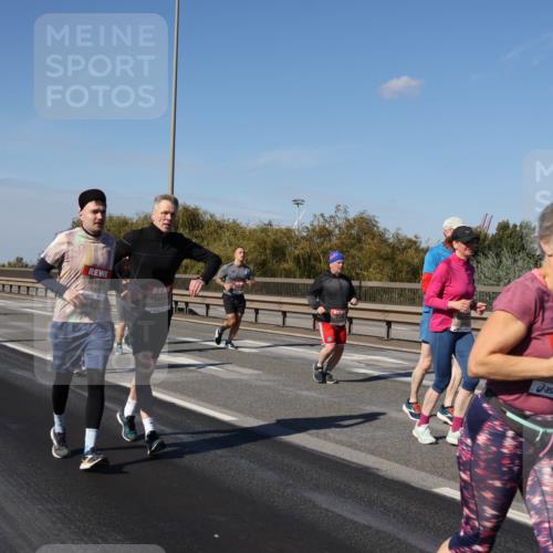 03.10.2025 - Köhlbrandbrückenlauf Julia Fischer http://msf.ph/oto/9015381 03.10.2025 13:13:13 Position 3  meine-sportfotos.de