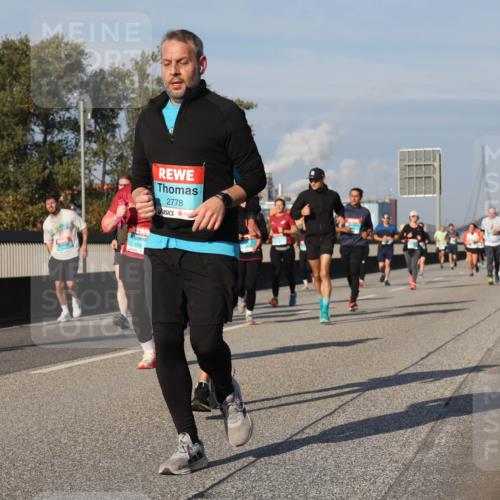 03.10.2025 - Köhlbrandbrückenlauf Luisa Fischer http://msf.ph/oto/9015402 03.10.2025 11:00:21 Position 3 159, 2778 meine-sportfotos.de