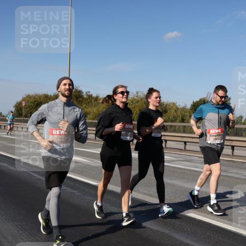 03.10.2025 - Köhlbrandbrückenlauf Julia Fischer http://msf.ph/oto/9015415 03.10.2025 13:13:21 Position 3 6792, 5505 meine-sportfotos.de