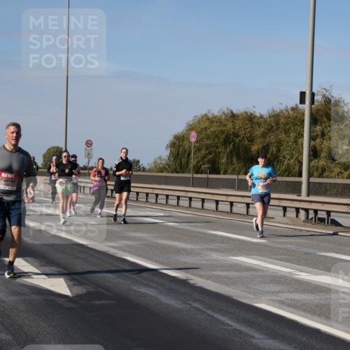 03.10.2025 - Köhlbrandbrückenlauf Julia Fischer http://msf.ph/oto/9015422 03.10.2025 13:13:24 Position 3  meine-sportfotos.de