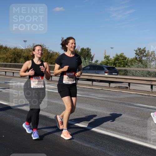 03.10.2025 - Köhlbrandbrückenlauf Julia Fischer http://msf.ph/oto/9015467 03.10.2025 13:13:35 Position 3 5773, 5772 meine-sportfotos.de