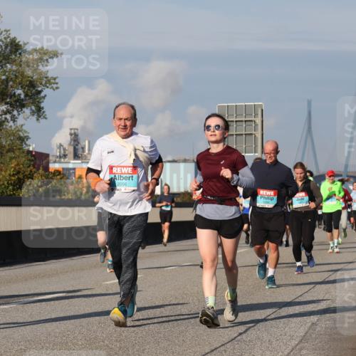 03.10.2025 - Köhlbrandbrückenlauf Luisa Fischer http://msf.ph/oto/9015478 03.10.2025 11:00:29 Position 3 1179, 2056, 1666 meine-sportfotos.de