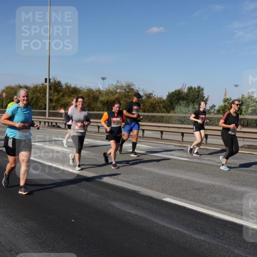 03.10.2025 - Köhlbrandbrückenlauf Julia Fischer http://msf.ph/oto/9015515 03.10.2025 13:13:44 Position 3  meine-sportfotos.de