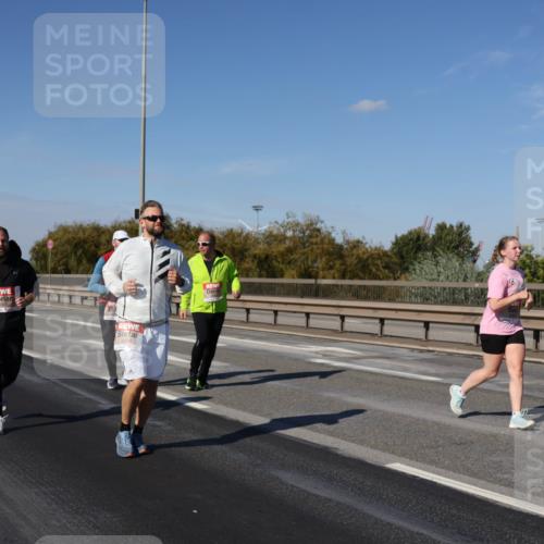 03.10.2025 - Köhlbrandbrückenlauf Julia Fischer http://msf.ph/oto/9015540 03.10.2025 13:13:47 Position 3  meine-sportfotos.de
