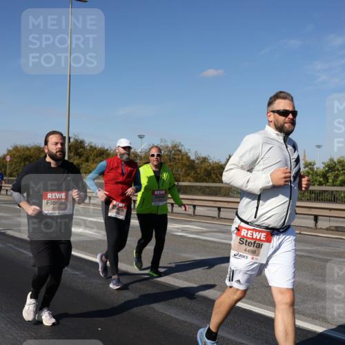 03.10.2025 - Köhlbrandbrückenlauf Julia Fischer http://msf.ph/oto/9015545 03.10.2025 13:13:48 Position 3 4767, 4498 meine-sportfotos.de