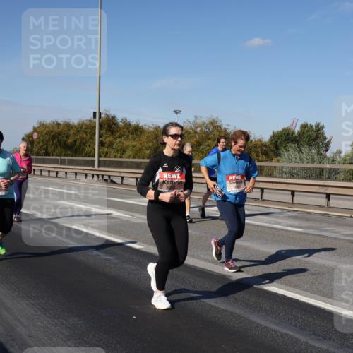 03.10.2025 - Köhlbrandbrückenlauf Julia Fischer http://msf.ph/oto/9015572 03.10.2025 13:13:55 Position 3 6246 meine-sportfotos.de