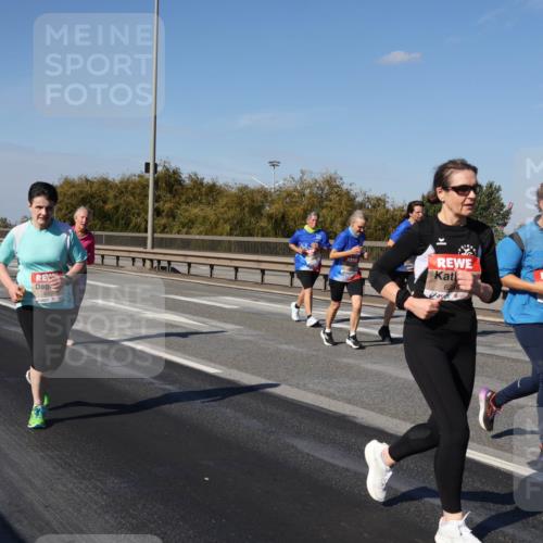 03.10.2025 - Köhlbrandbrückenlauf Julia Fischer http://msf.ph/oto/9015577 03.10.2025 13:13:55 Position 3 624 meine-sportfotos.de