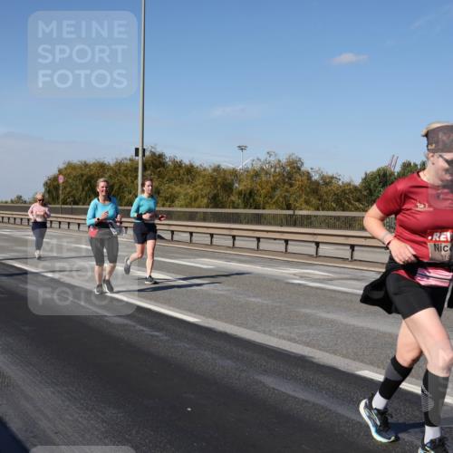03.10.2025 - Köhlbrandbrückenlauf Julia Fischer http://msf.ph/oto/9015615 03.10.2025 13:14:00 Position 3 514 meine-sportfotos.de