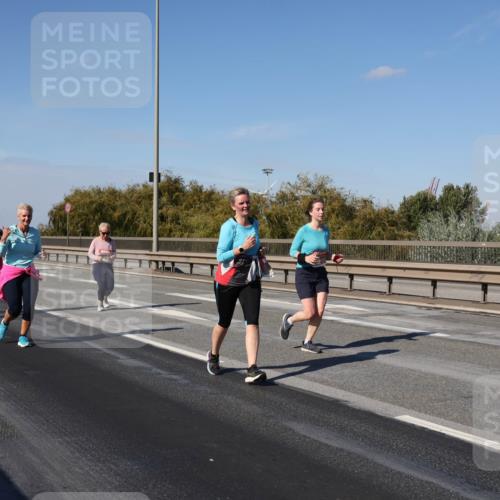03.10.2025 - Köhlbrandbrückenlauf Julia Fischer http://msf.ph/oto/9015630 03.10.2025 13:14:02 Position 3  meine-sportfotos.de