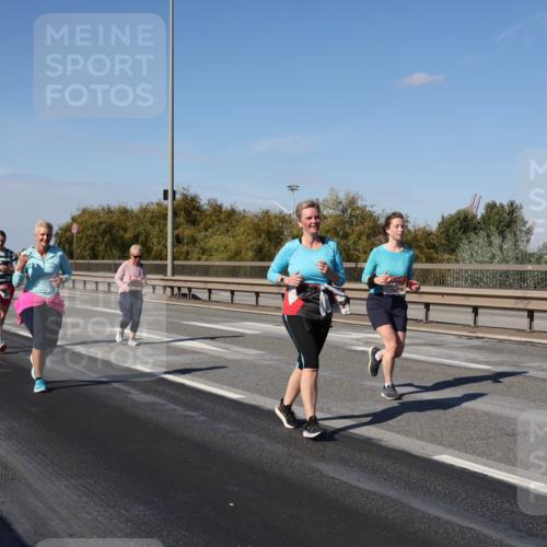03.10.2025 - Köhlbrandbrückenlauf Julia Fischer http://msf.ph/oto/9015632 03.10.2025 13:14:02 Position 3  meine-sportfotos.de