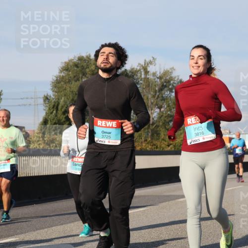 03.10.2025 - Köhlbrandbrückenlauf Luisa Fischer http://msf.ph/oto/9015634 03.10.2025 11:00:44 Position 3 2026, 3063, 3725, 3816 meine-sportfotos.de