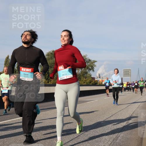 03.10.2025 - Köhlbrandbrückenlauf Luisa Fischer http://msf.ph/oto/9015642 03.10.2025 11:00:44 Position 3 3725, 3816 meine-sportfotos.de