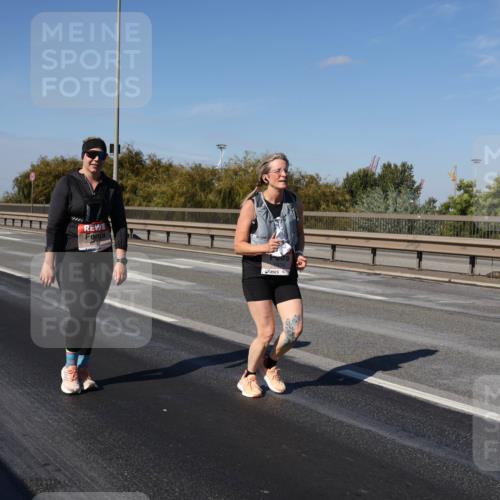 03.10.2025 - Köhlbrandbrückenlauf Julia Fischer http://msf.ph/oto/9015675 03.10.2025 13:14:20 Position 3 6521 meine-sportfotos.de