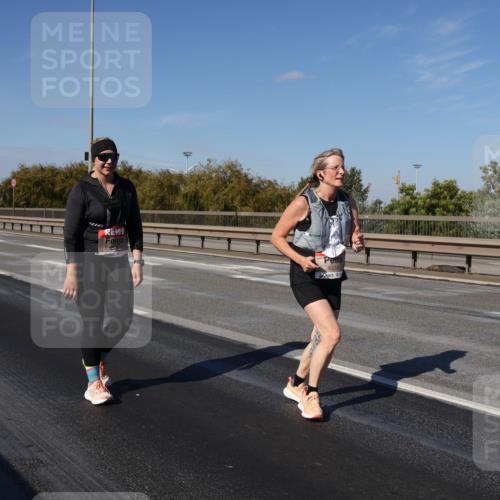 03.10.2025 - Köhlbrandbrückenlauf Julia Fischer http://msf.ph/oto/9015678 03.10.2025 13:14:20 Position 3 6574 meine-sportfotos.de