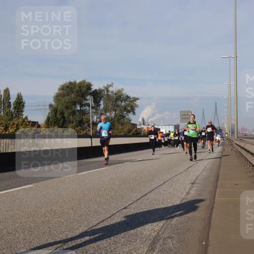 03.10.2025 - Köhlbrandbrückenlauf Luisa Fischer http://msf.ph/oto/9015688 03.10.2025 11:00:48 Position 3  meine-sportfotos.de