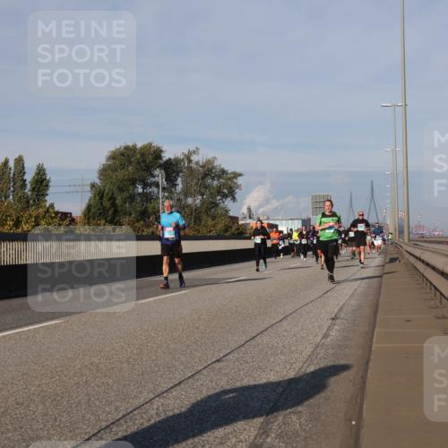 03.10.2025 - Köhlbrandbrückenlauf Luisa Fischer http://msf.ph/oto/9015693 03.10.2025 11:00:49 Position 3  meine-sportfotos.de