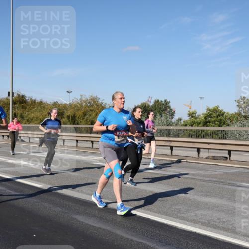 03.10.2025 - Köhlbrandbrückenlauf Julia Fischer http://msf.ph/oto/9015716 03.10.2025 13:14:35 Position 3  meine-sportfotos.de