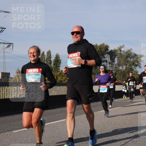 03.10.2025 - Köhlbrandbrückenlauf Luisa Fischer http://msf.ph/oto/9015757 03.10.2025 11:00:56 Position 3 1304, 3726 meine-sportfotos.de