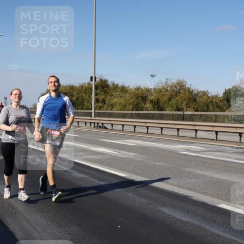 03.10.2025 - Köhlbrandbrückenlauf Julia Fischer http://msf.ph/oto/9015768 03.10.2025 13:14:49 Position 3  meine-sportfotos.de