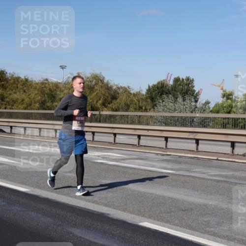 03.10.2025 - Köhlbrandbrückenlauf Julia Fischer http://msf.ph/oto/9015783 03.10.2025 13:14:54 Position 3  meine-sportfotos.de