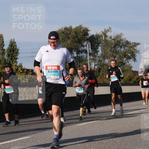 03.10.2025 - Köhlbrandbrückenlauf Luisa Fischer http://msf.ph/oto/9015823 03.10.2025 11:01:02 Position 3 2750 meine-sportfotos.de