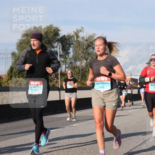 03.10.2025 - Köhlbrandbrückenlauf Luisa Fischer http://msf.ph/oto/9015858 03.10.2025 11:01:05 Position 3 1634, 2499, 3310 meine-sportfotos.de