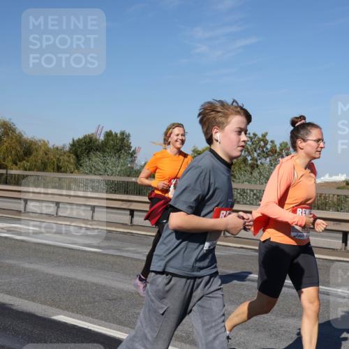 03.10.2025 - Köhlbrandbrückenlauf Julia Fischer http://msf.ph/oto/9015872 03.10.2025 13:15:23 Position 3  meine-sportfotos.de