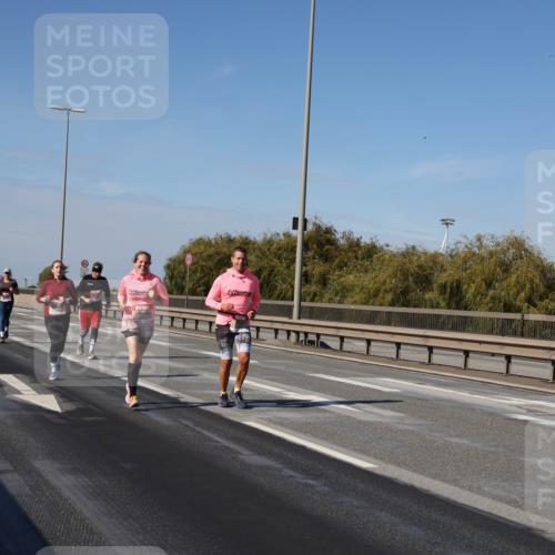 03.10.2025 - Köhlbrandbrückenlauf Julia Fischer http://msf.ph/oto/9015879 03.10.2025 13:15:25 Position 3  meine-sportfotos.de
