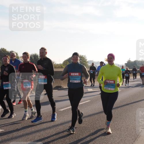 03.10.2025 - Köhlbrandbrückenlauf Fabian Wolf http://msf.ph/oto/9015886 03.10.2025 09:25:33 Position 3 2041, 1252, 2137, 2296, 2213 meine-sportfotos.de