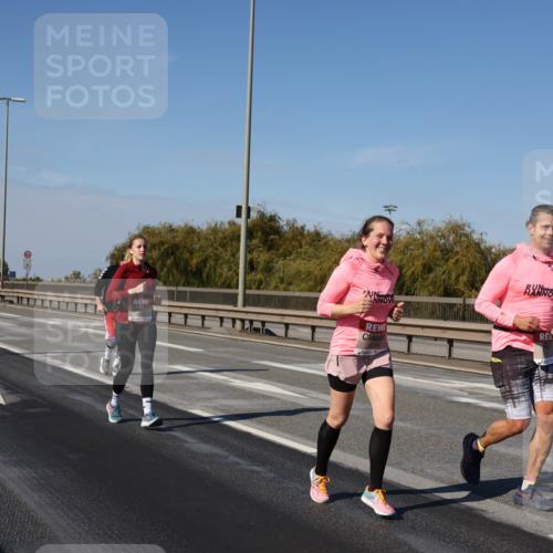03.10.2025 - Köhlbrandbrückenlauf Julia Fischer http://msf.ph/oto/9015892 03.10.2025 13:15:27 Position 3  meine-sportfotos.de