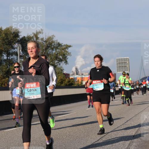 03.10.2025 - Köhlbrandbrückenlauf Luisa Fischer http://msf.ph/oto/9015915 03.10.2025 11:01:10 Position 3 1720, 1649 meine-sportfotos.de