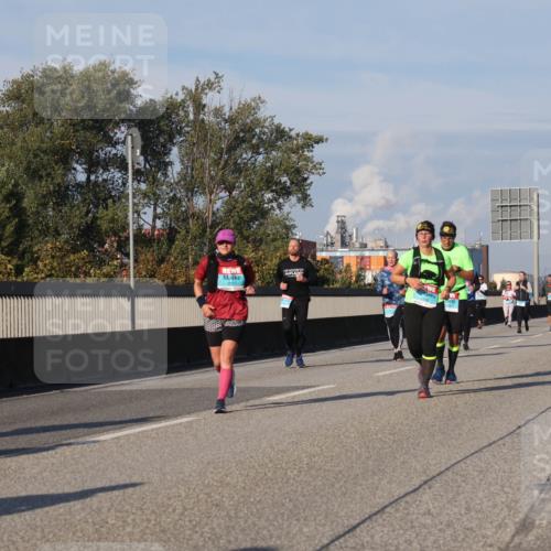 03.10.2025 - Köhlbrandbrückenlauf Luisa Fischer http://msf.ph/oto/9015949 03.10.2025 11:01:13 Position 3  meine-sportfotos.de