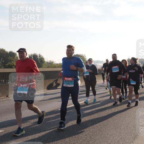 03.10.2025 - Köhlbrandbrückenlauf Fabian Wolf http://msf.ph/oto/9015955 03.10.2025 09:25:41 Position 3 2680, 2366, 1497 meine-sportfotos.de