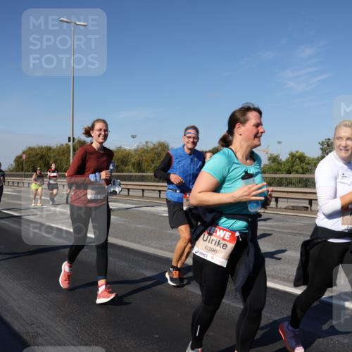 03.10.2025 - Köhlbrandbrückenlauf Julia Fischer http://msf.ph/oto/9015977 03.10.2025 13:15:50 Position 3 2, 6396 meine-sportfotos.de