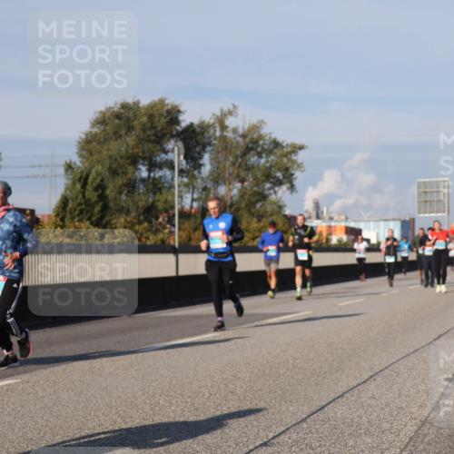 03.10.2025 - Köhlbrandbrückenlauf Luisa Fischer http://msf.ph/oto/9016020 03.10.2025 11:01:20 Position 3  meine-sportfotos.de