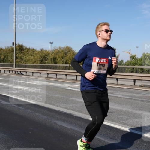 03.10.2025 - Köhlbrandbrückenlauf Julia Fischer http://msf.ph/oto/9016024 03.10.2025 13:15:59 Position 3 5546 meine-sportfotos.de