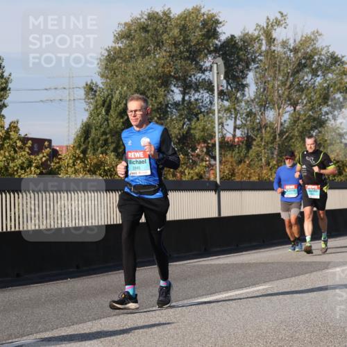 03.10.2025 - Köhlbrandbrückenlauf Luisa Fischer http://msf.ph/oto/9016031 03.10.2025 11:01:21 Position 3 2945 meine-sportfotos.de