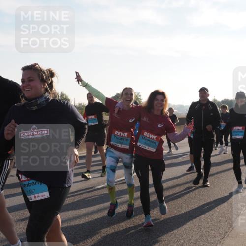 03.10.2025 - Köhlbrandbrückenlauf Fabian Wolf http://msf.ph/oto/9016033 03.10.2025 09:25:44 Position 3 1606, 1497, 2533, 2554, 2406 meine-sportfotos.de
