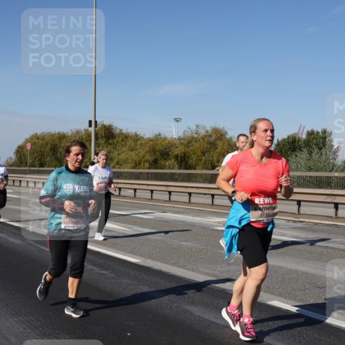 03.10.2025 - Köhlbrandbrückenlauf Julia Fischer http://msf.ph/oto/9016040 03.10.2025 13:16:13 Position 3 5466, 5199 meine-sportfotos.de