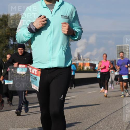 03.10.2025 - Köhlbrandbrückenlauf Luisa Fischer http://msf.ph/oto/9016094 03.10.2025 11:01:29 Position 3 2372, 20, 23, 283, 8 meine-sportfotos.de