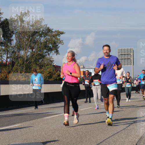 03.10.2025 - Köhlbrandbrückenlauf Luisa Fischer http://msf.ph/oto/9016109 03.10.2025 11:01:30 Position 3 1212 meine-sportfotos.de