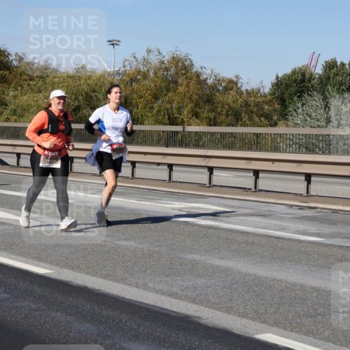 03.10.2025 - Köhlbrandbrückenlauf Julia Fischer http://msf.ph/oto/9016118 03.10.2025 13:16:42 Position 3  meine-sportfotos.de