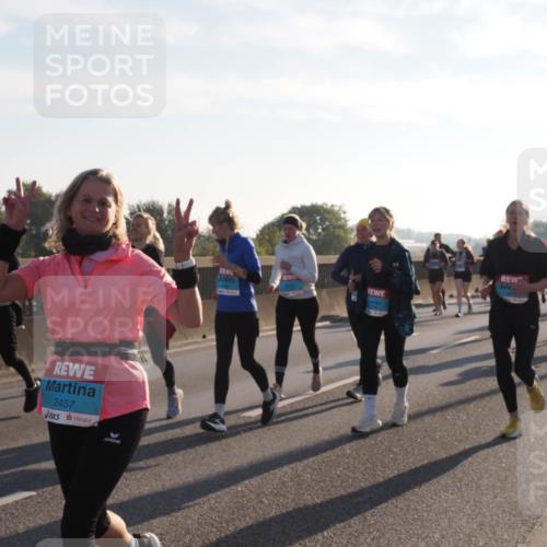 03.10.2025 - Köhlbrandbrückenlauf Fabian Wolf http://msf.ph/oto/9016120 03.10.2025 09:25:47 Position 3 2457 meine-sportfotos.de