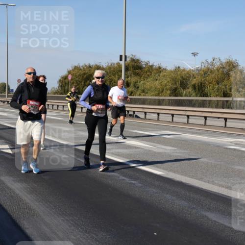 03.10.2025 - Köhlbrandbrückenlauf Julia Fischer http://msf.ph/oto/9016127 03.10.2025 13:16:43 Position 3  meine-sportfotos.de