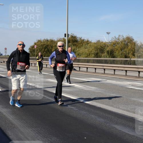 03.10.2025 - Köhlbrandbrückenlauf Julia Fischer http://msf.ph/oto/9016129 03.10.2025 13:16:43 Position 3  meine-sportfotos.de