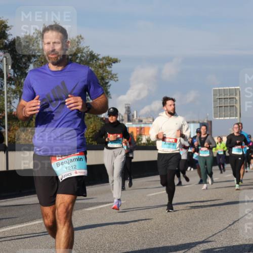 03.10.2025 - Köhlbrandbrückenlauf Luisa Fischer http://msf.ph/oto/9016132 03.10.2025 11:01:33 Position 3 03, 1212 meine-sportfotos.de