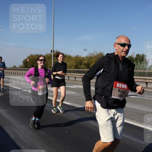 03.10.2025 - Köhlbrandbrückenlauf Julia Fischer http://msf.ph/oto/9016141 03.10.2025 13:16:46 Position 3 5305, 5420 meine-sportfotos.de