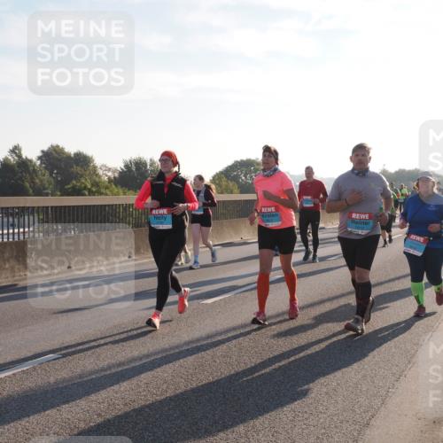 03.10.2025 - Köhlbrandbrückenlauf Fabian Wolf http://msf.ph/oto/9016159 03.10.2025 09:25:51 Position 3 3199, 2612, 2613 meine-sportfotos.de
